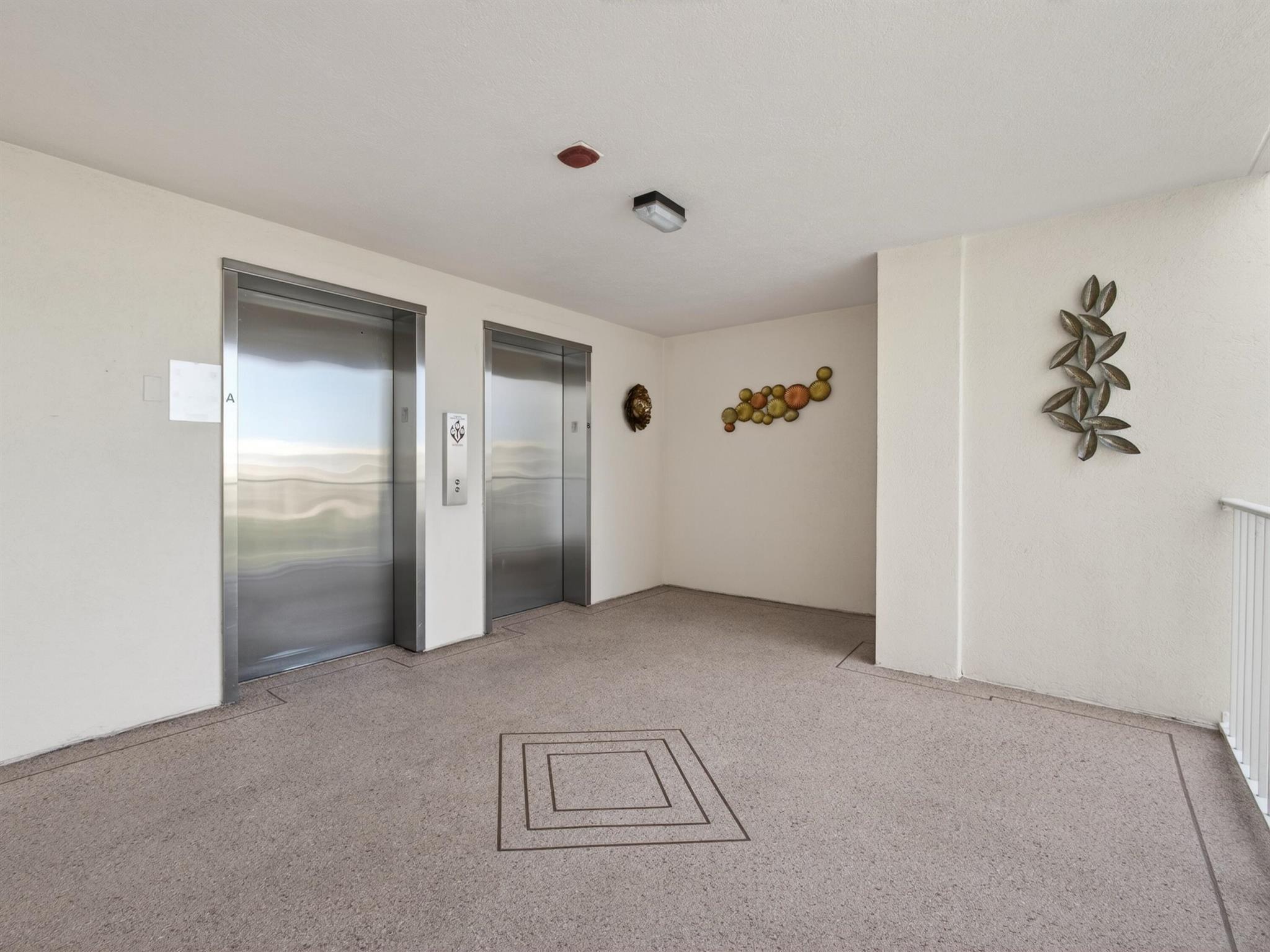 HUNTINGTON LAKES SECTION - Residential