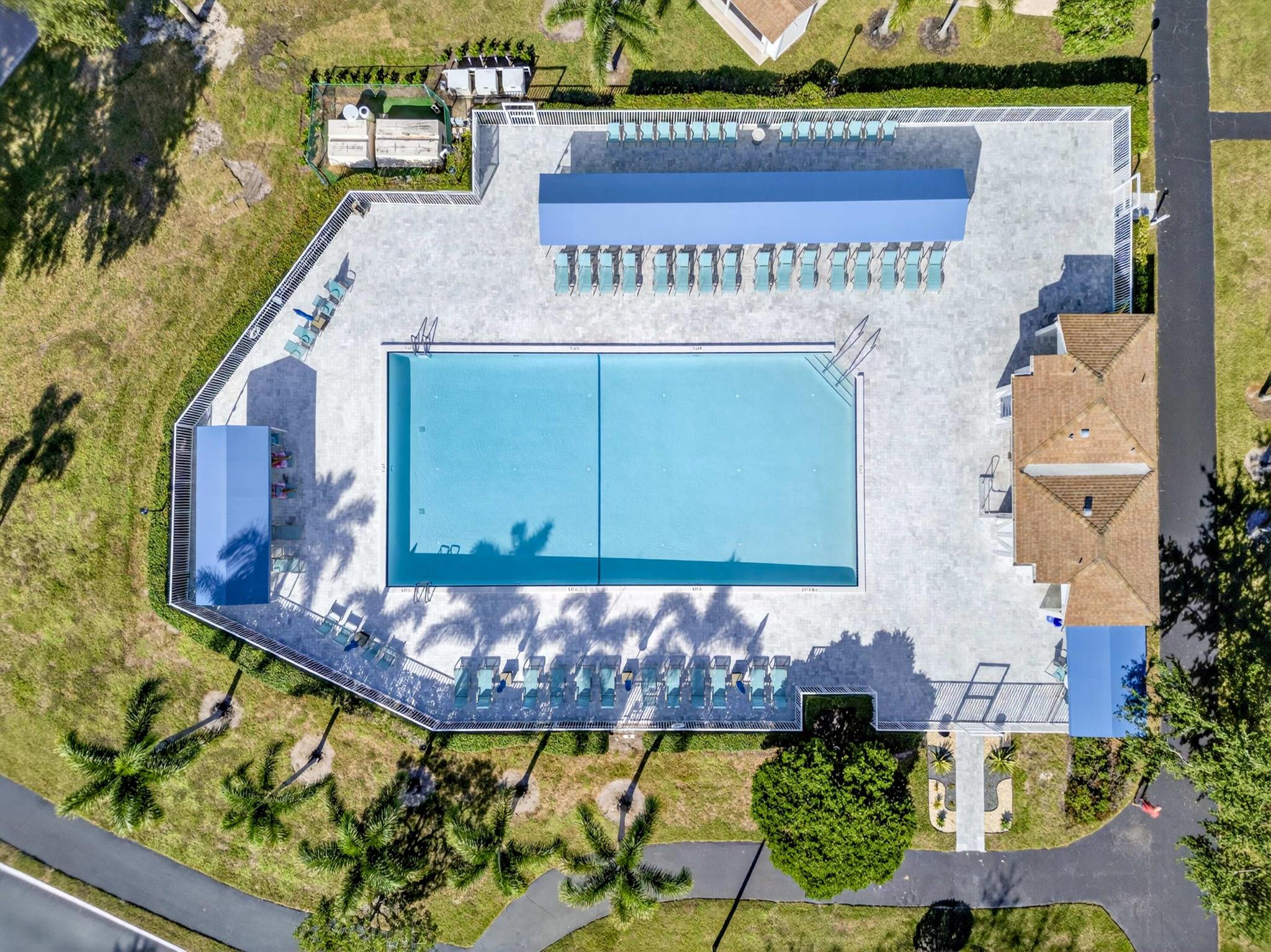 HUNTINGTON LAKES SECTION - Residential