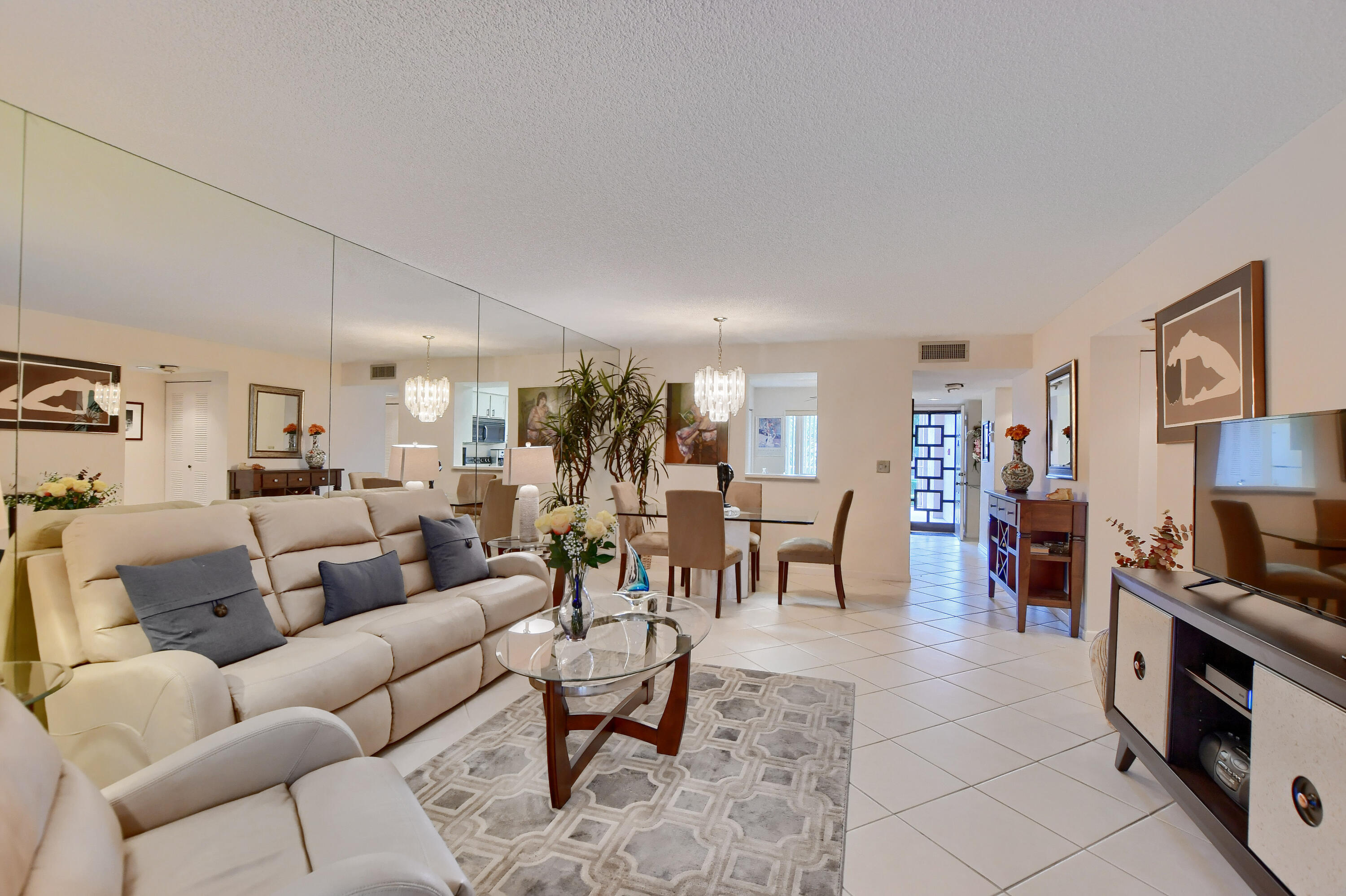 Huntington Lakes - Residential