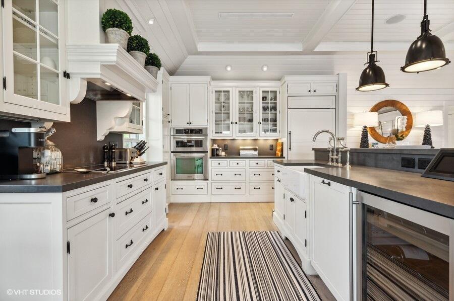 OLD PORT VILLAGE 1 - Residential