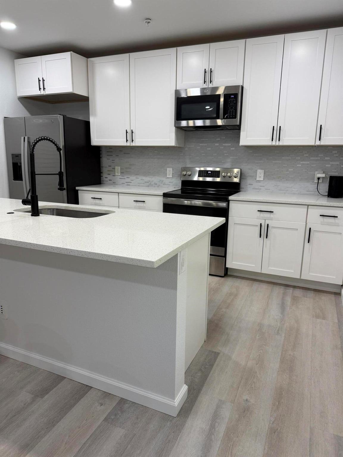 LAKE WORTH TOWN OF - Residential Lease