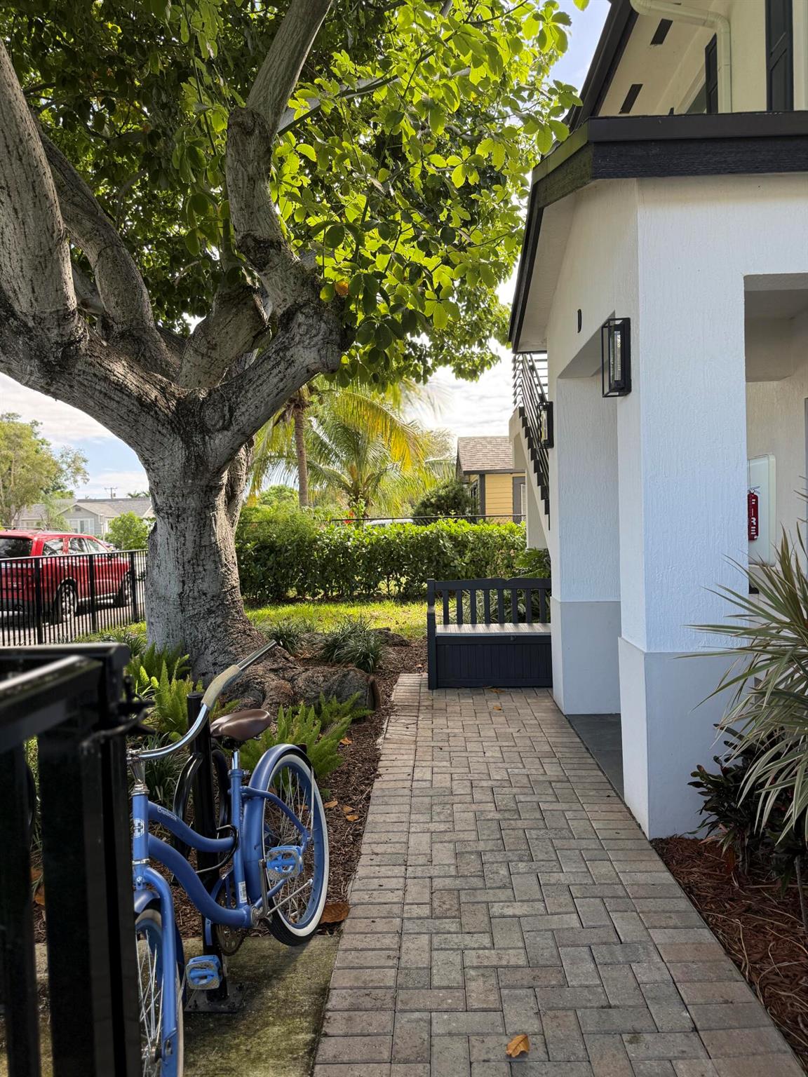 LAKE WORTH TOWN OF - Residential Lease