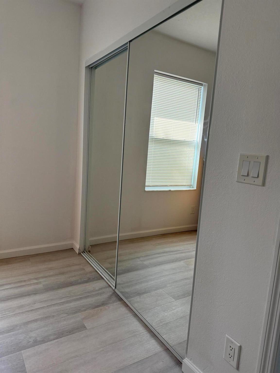 LAKE WORTH TOWN OF - Residential Lease