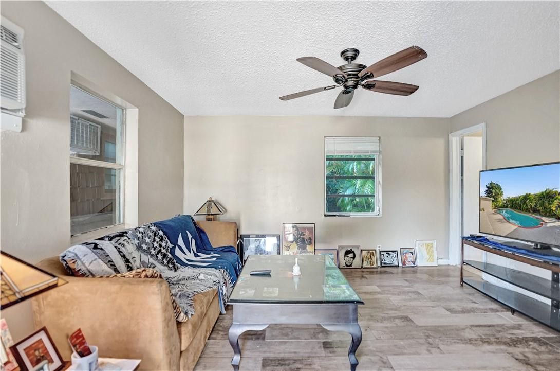 Oakland Park Second Add 1 - Residential
