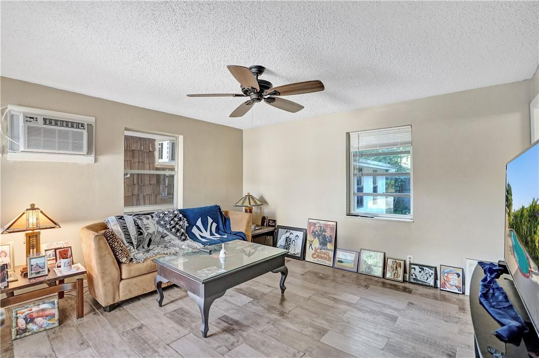 Oakland Park Second Add 1 - Residential