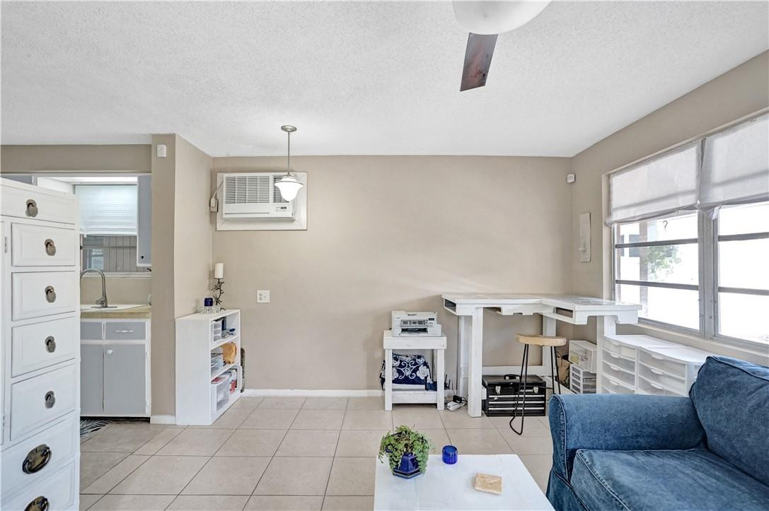 Oakland Park Second Add 1 - Residential