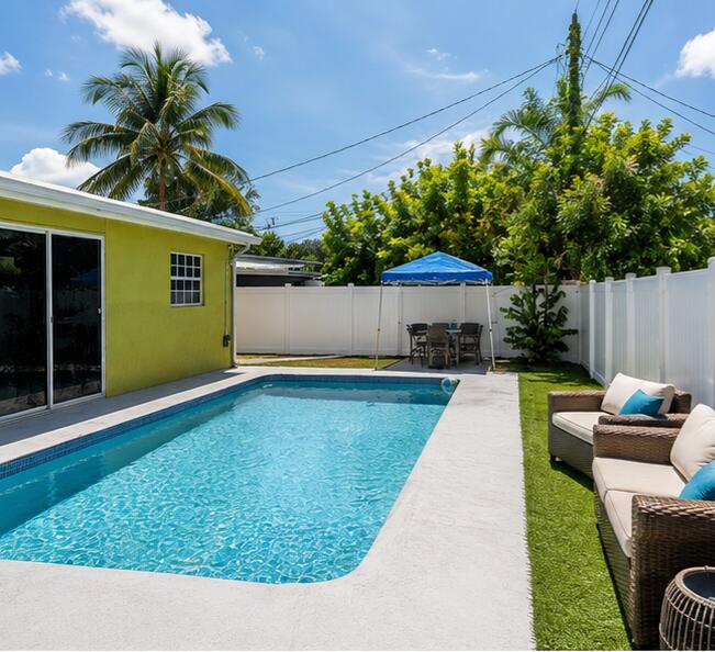 3925 NW 35TH Avenue