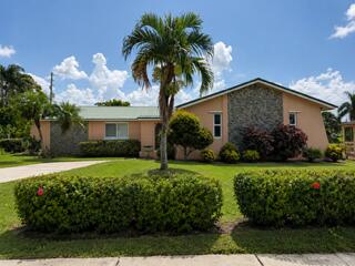 Photo of 135 SW 7TH Avenue, South Bay, FL 33493 (MLS # B26069982)