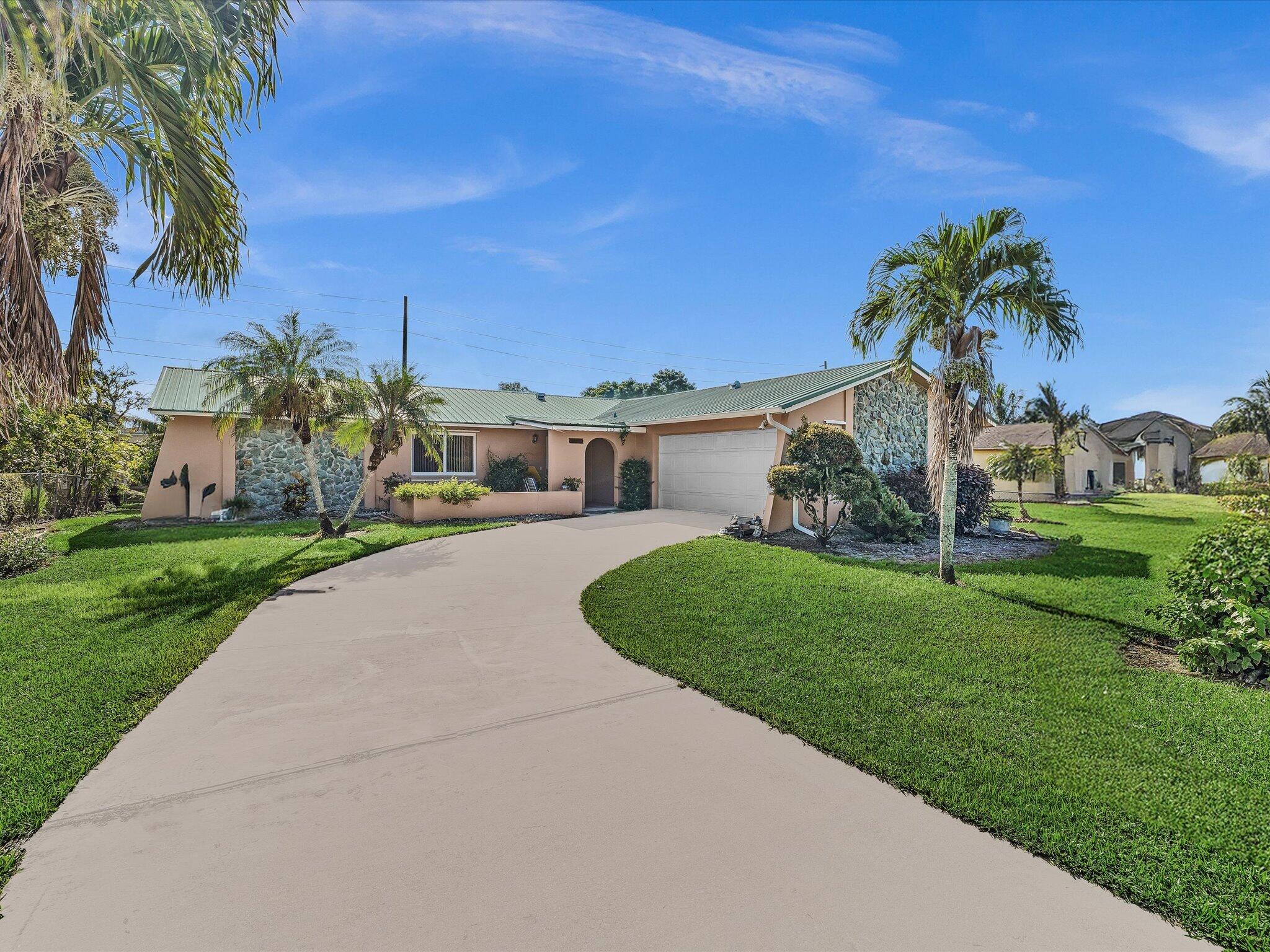 135 SW 7TH Avenue