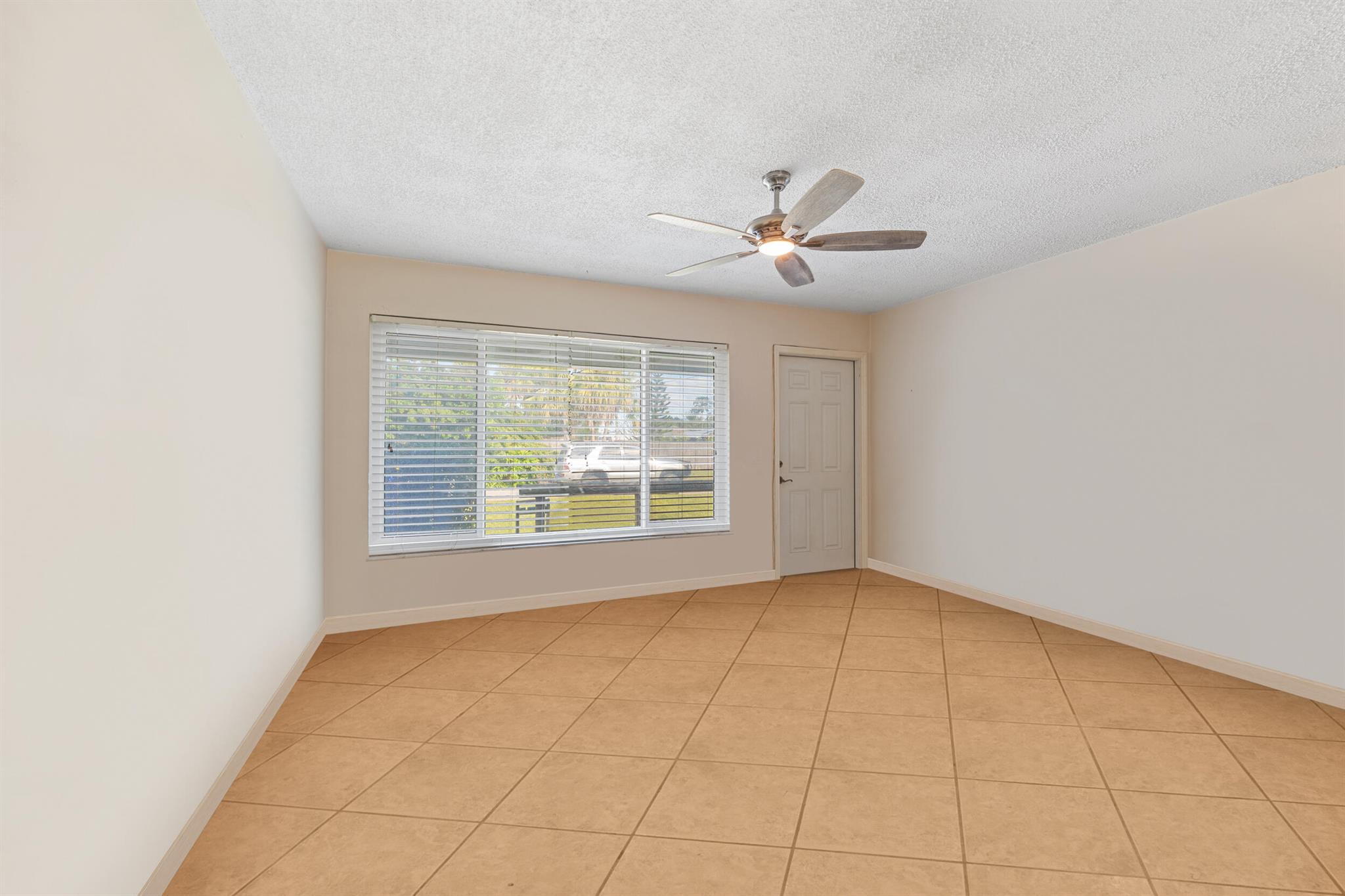 8756 SE Sunset Drive