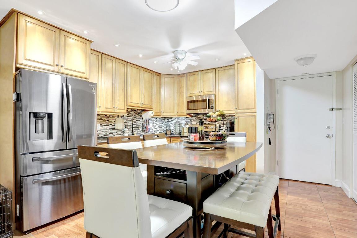 257 S Cypress Road 449