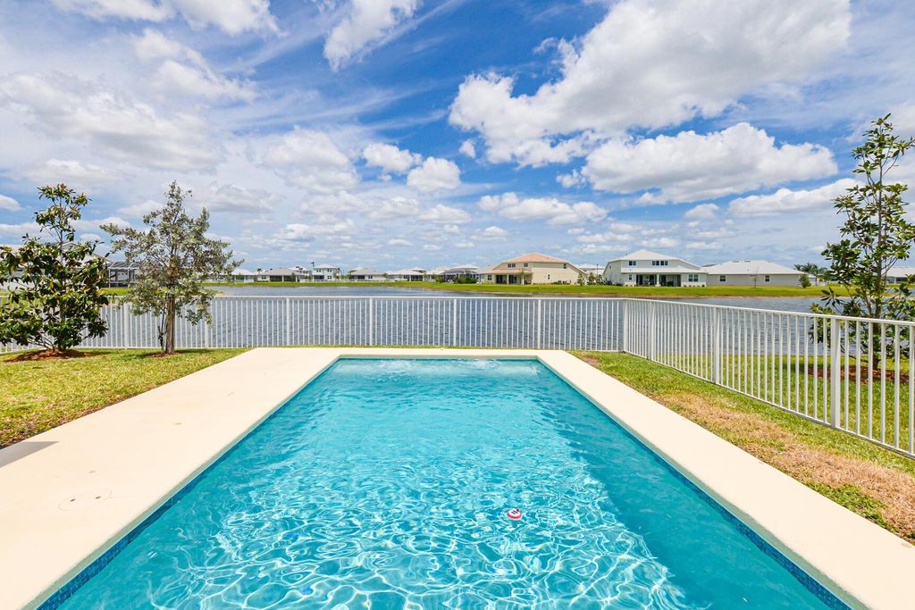 Photo of 10178 SW Captiva Drive SW, Port Saint Lucie, FL 34987 (MLS # R11000849)