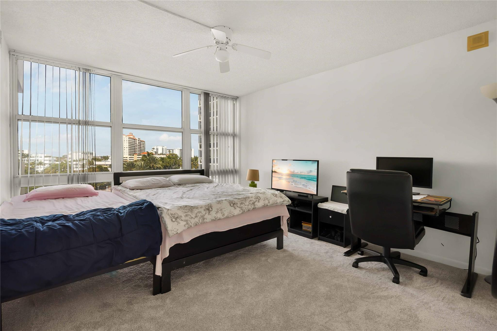 Embassy Tower - Residential