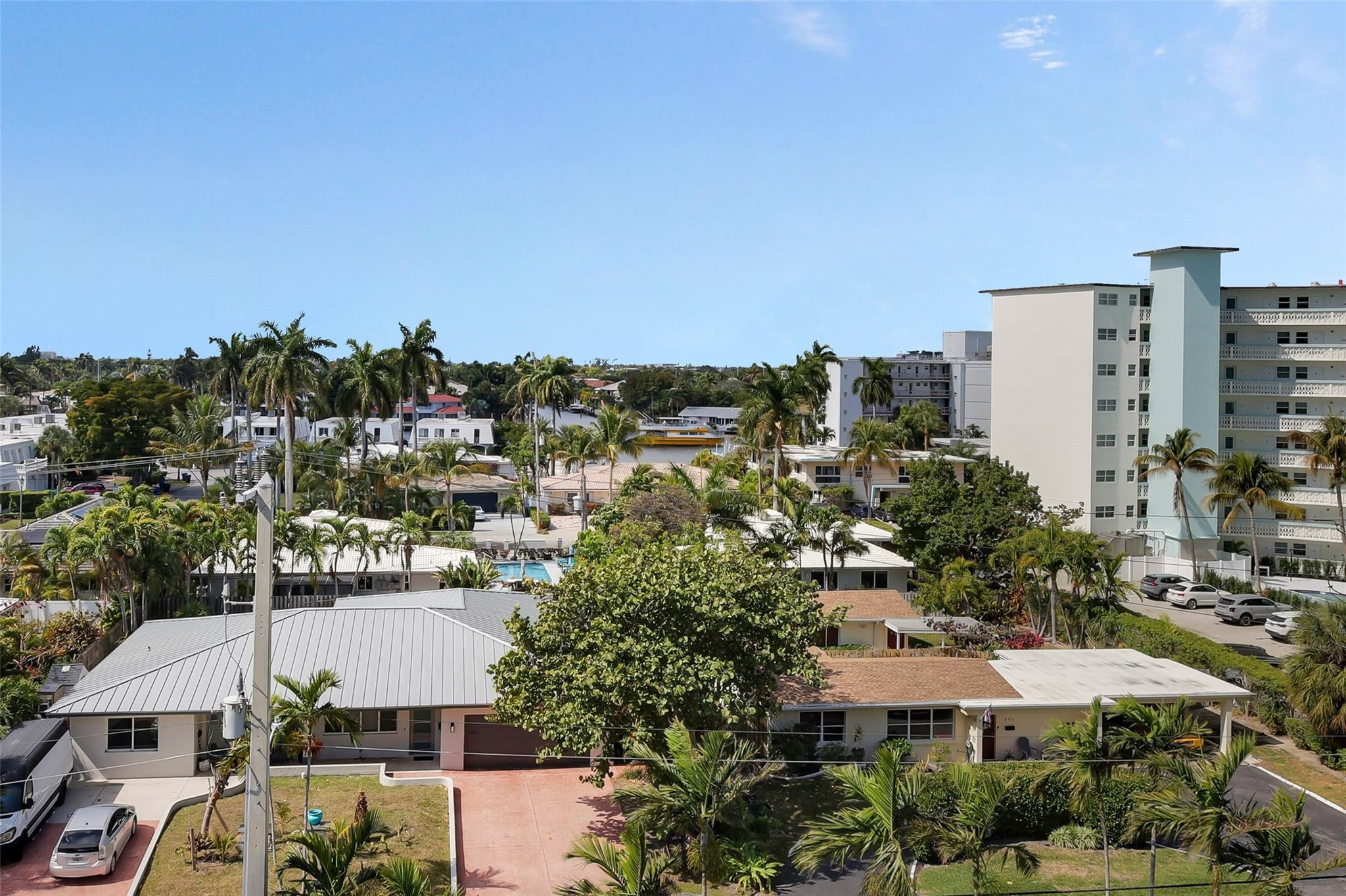 Embassy Tower - Residential