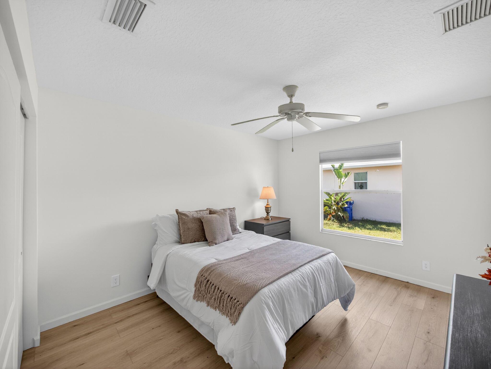 ST LUCIE FALLS - Residential Lease