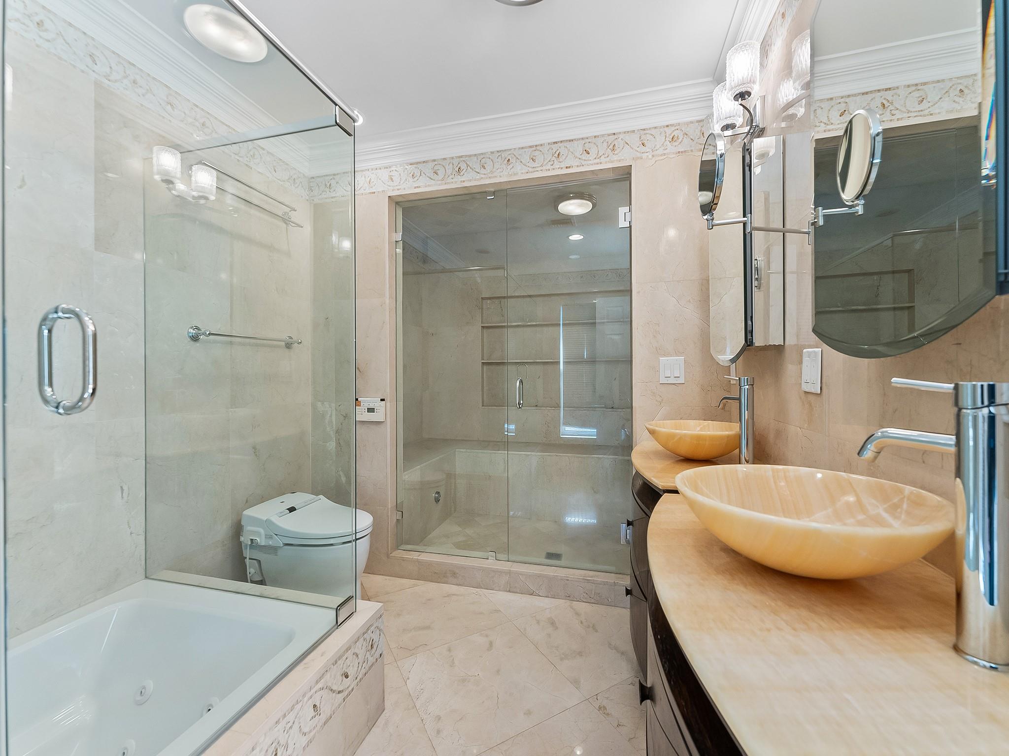 461 NW 35th St