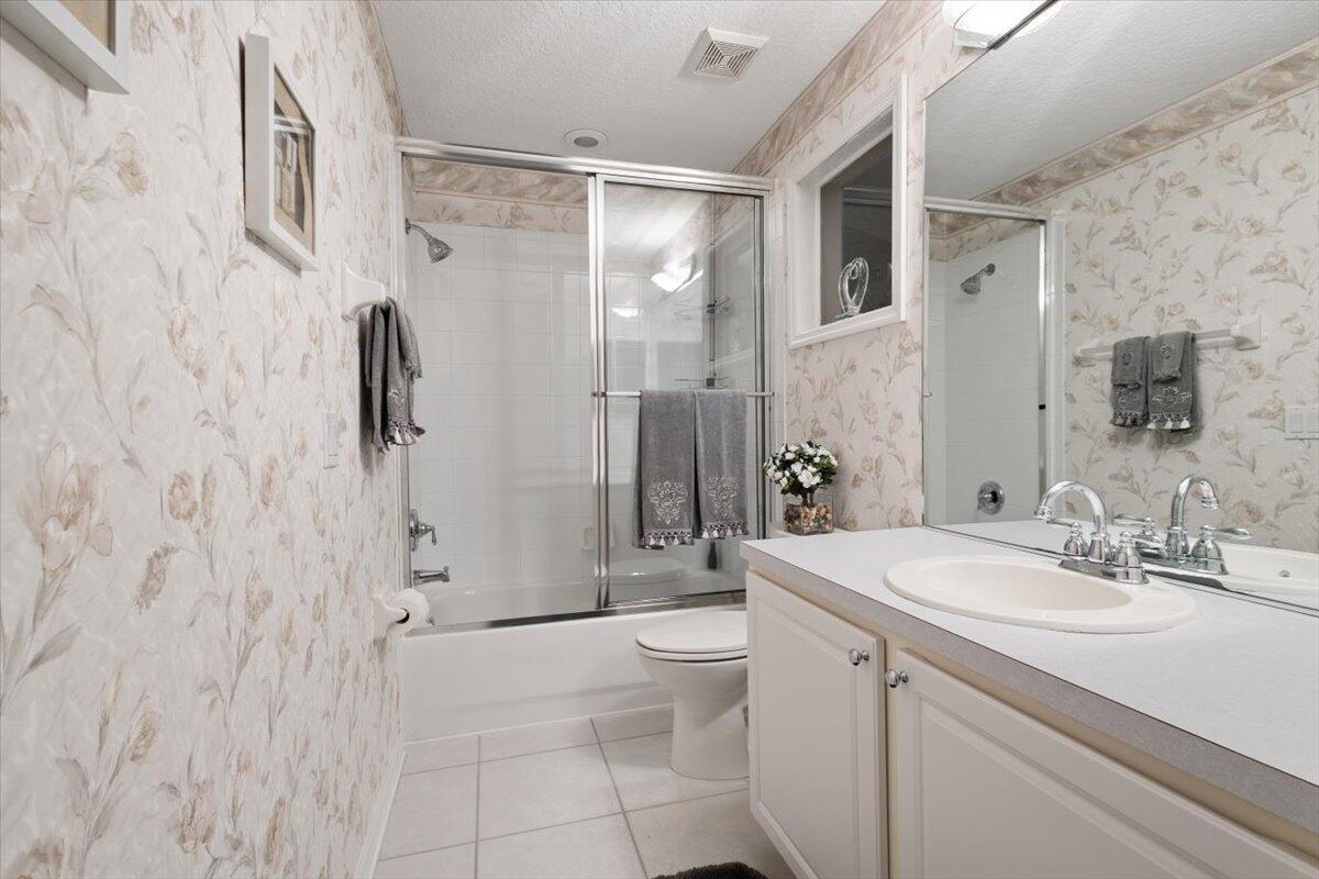 LAKE CHARLES (HARBOUR ISL - Residential