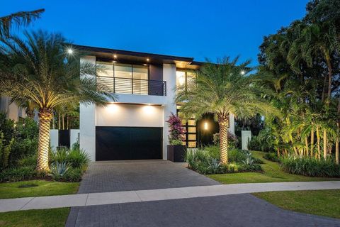 Photo of 775 W Park Dr Drive W, Boca Raton, FL 33432 (MLS # B26028215)