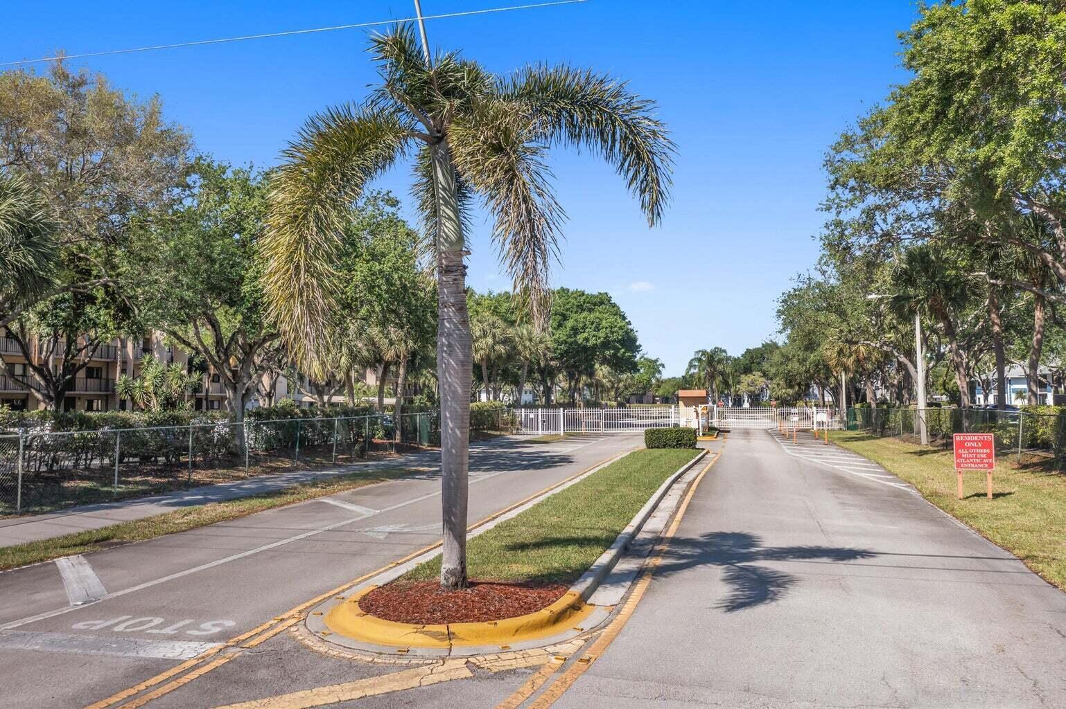 LAKES OF DELRAY - Residential