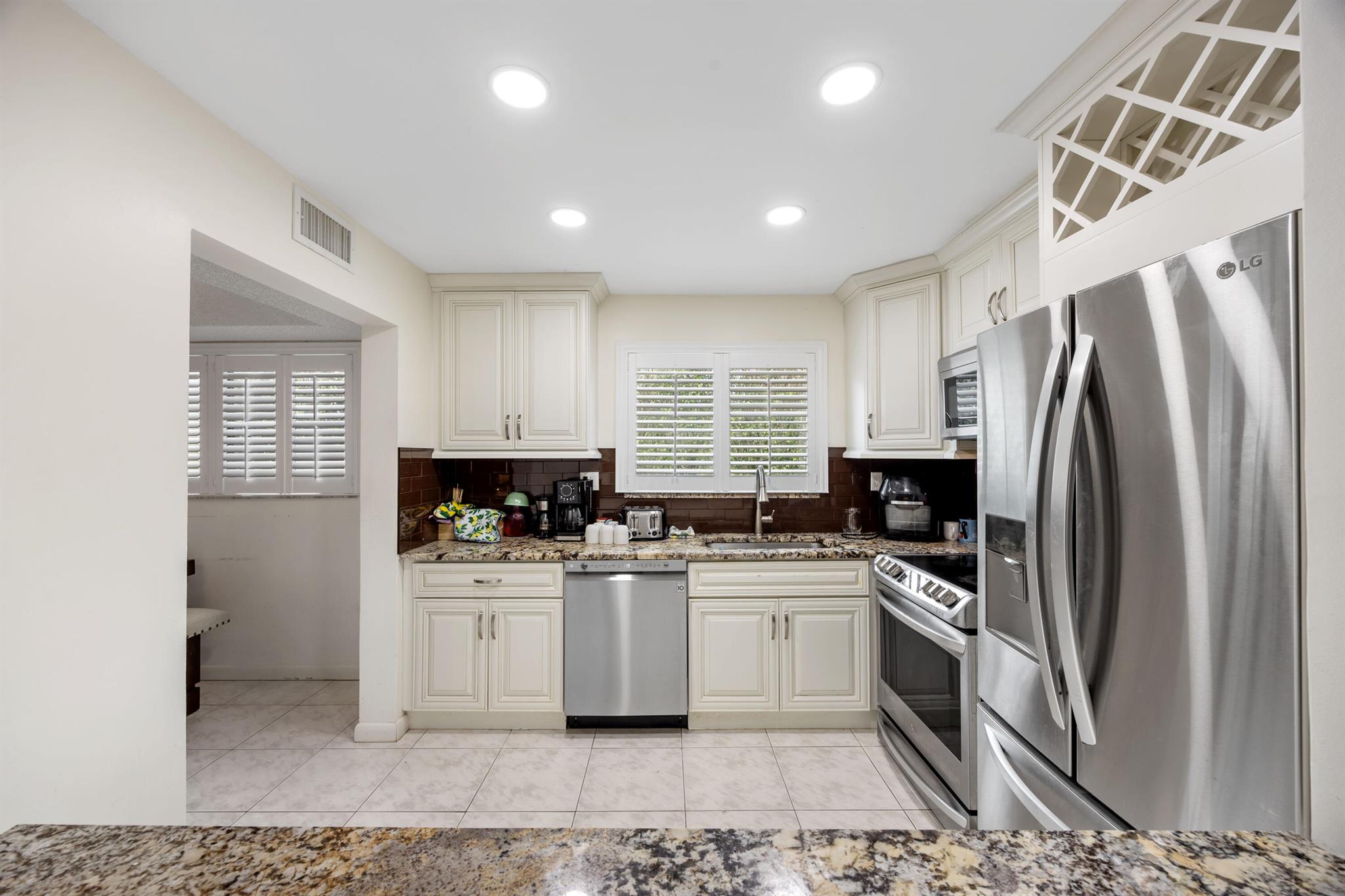 LAKES OF DELRAY - Residential