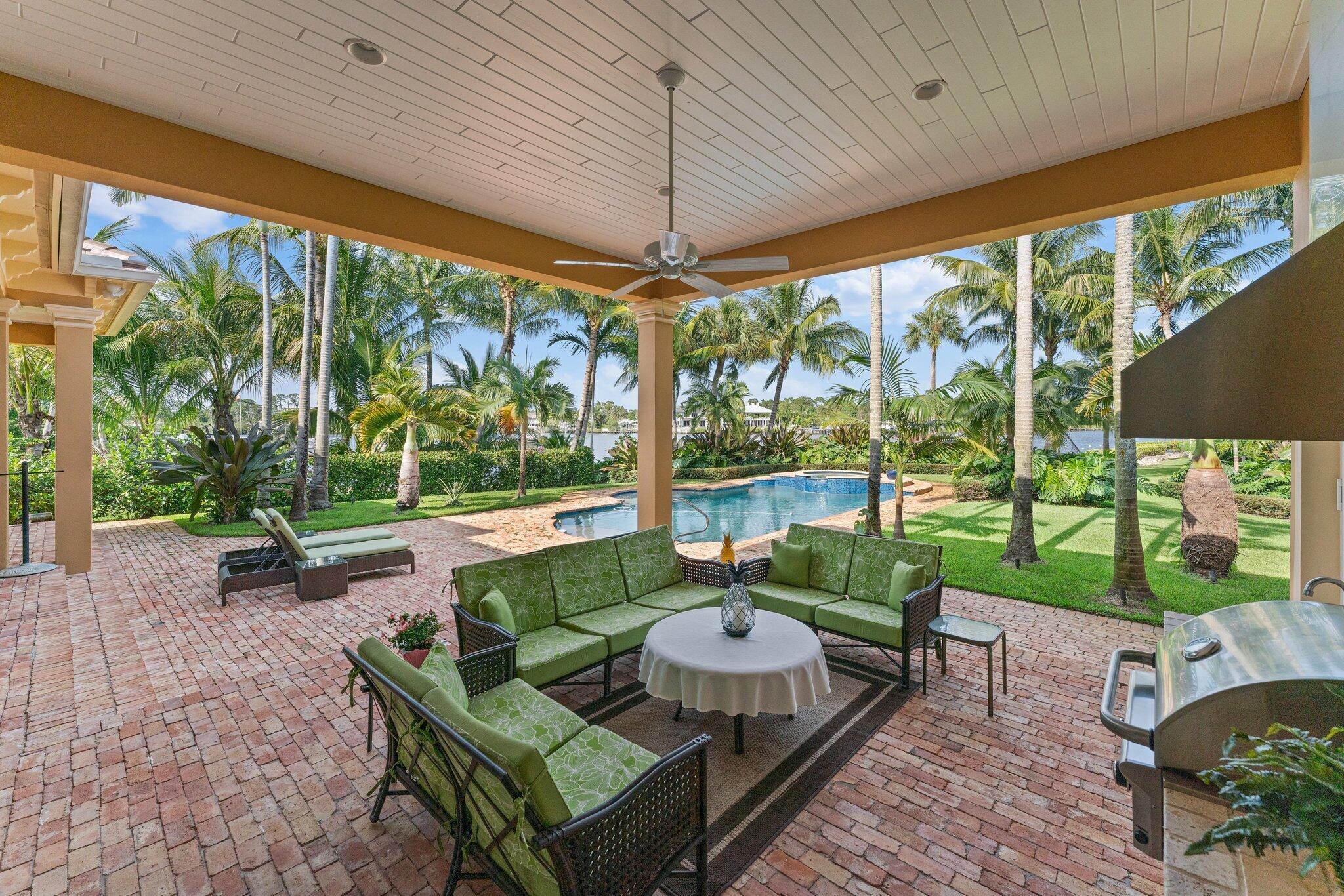 Country Club Point - Residential