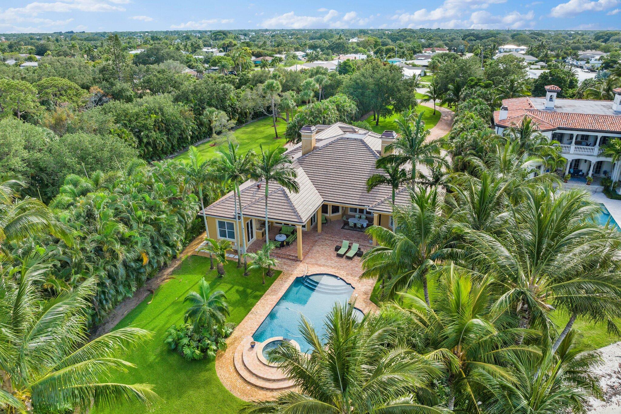 Country Club Point - Residential