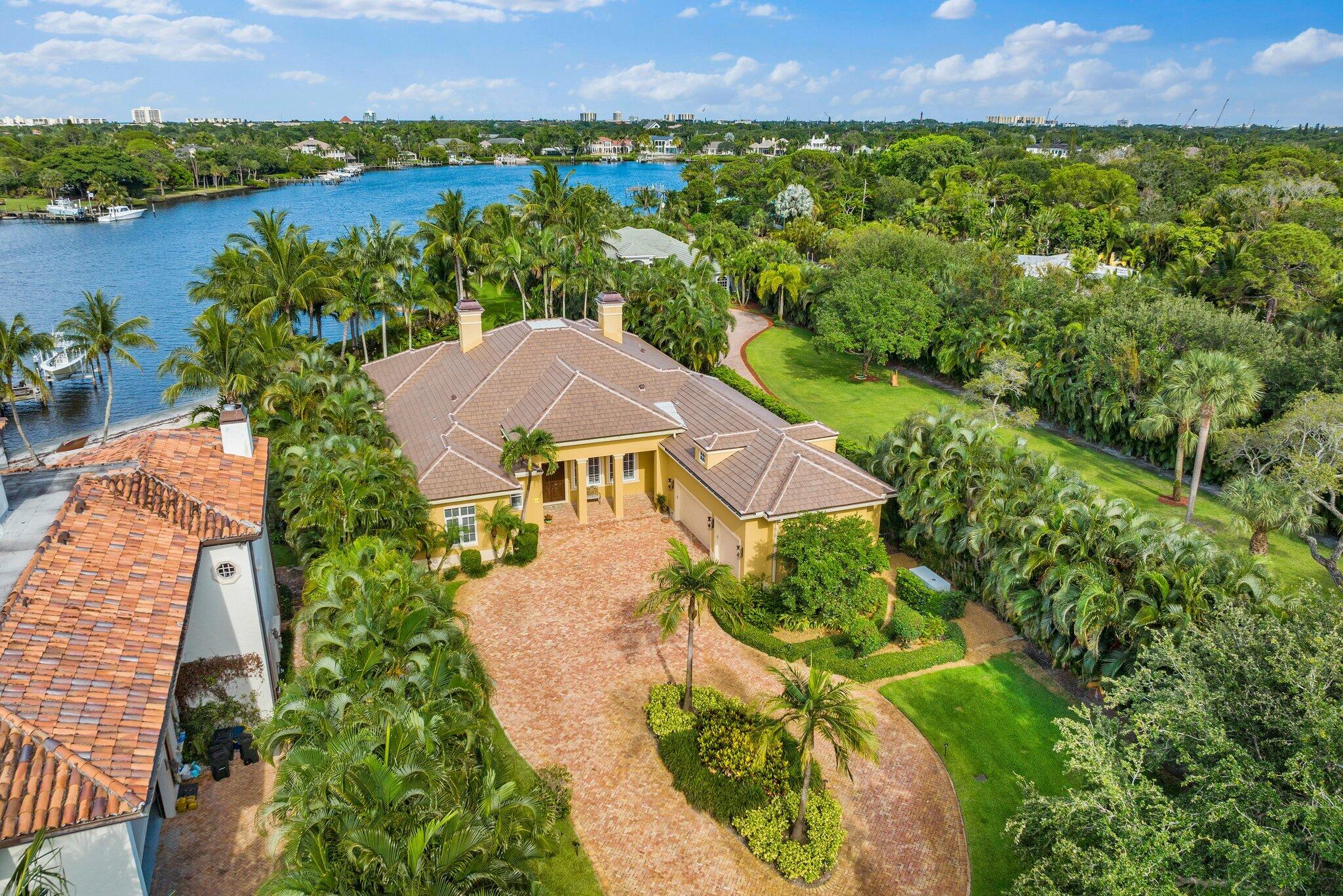 Country Club Point - Residential