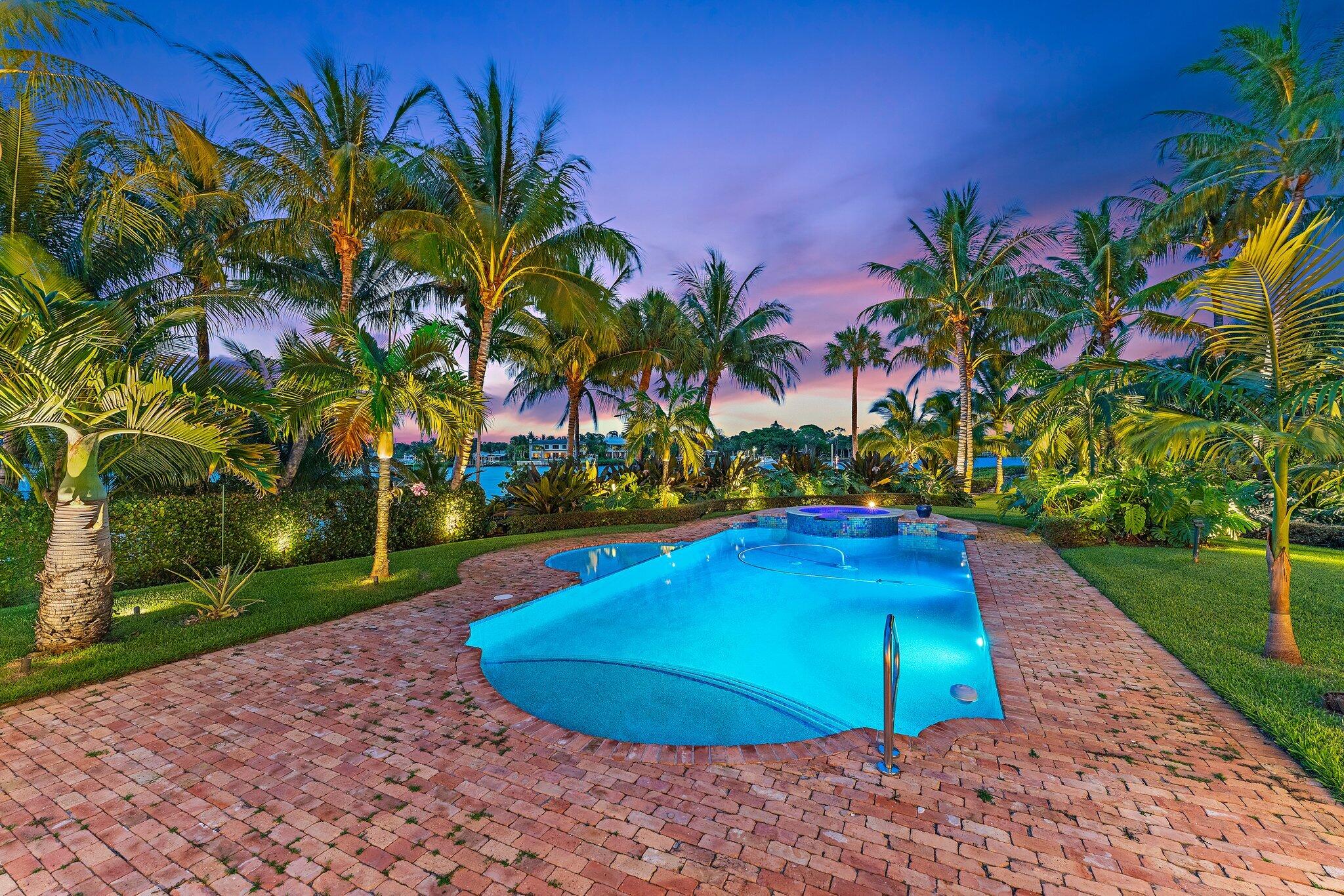 Country Club Point - Residential