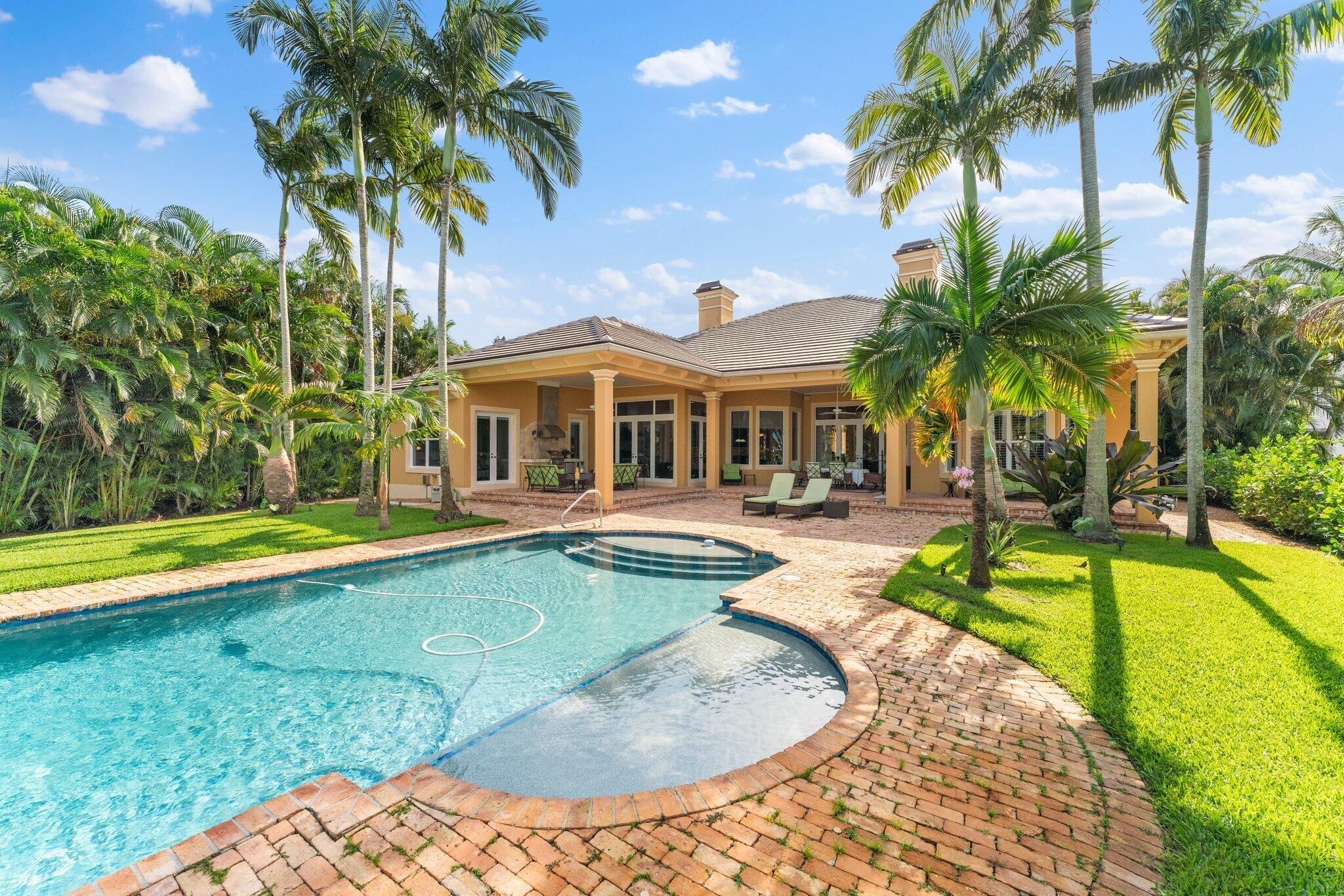 Country Club Point - Residential