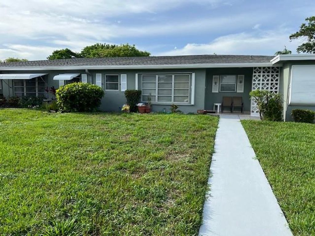 Photo of 707 High Point Boulevard, Delray Beach, FL 33445 (MLS # F10447487)