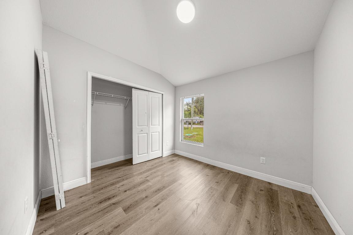 OCALA RDG UN 03 - Residential Lease