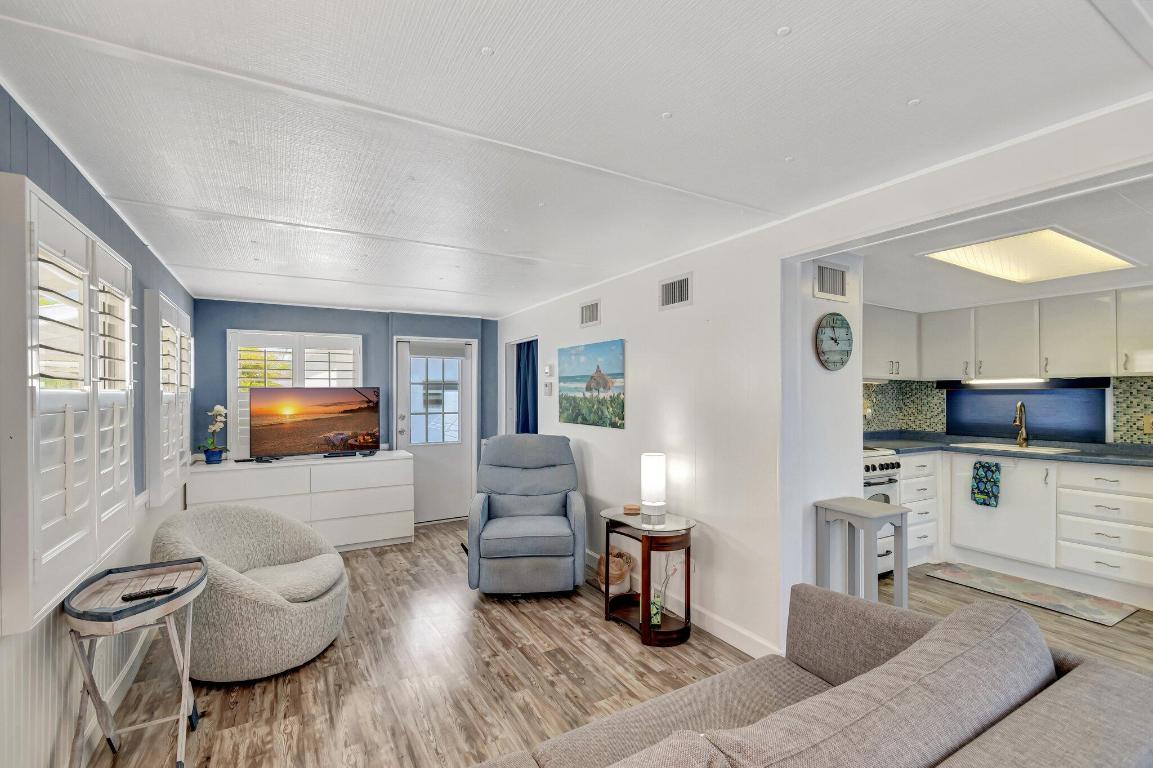 BRINY BREEZES INC - Residential