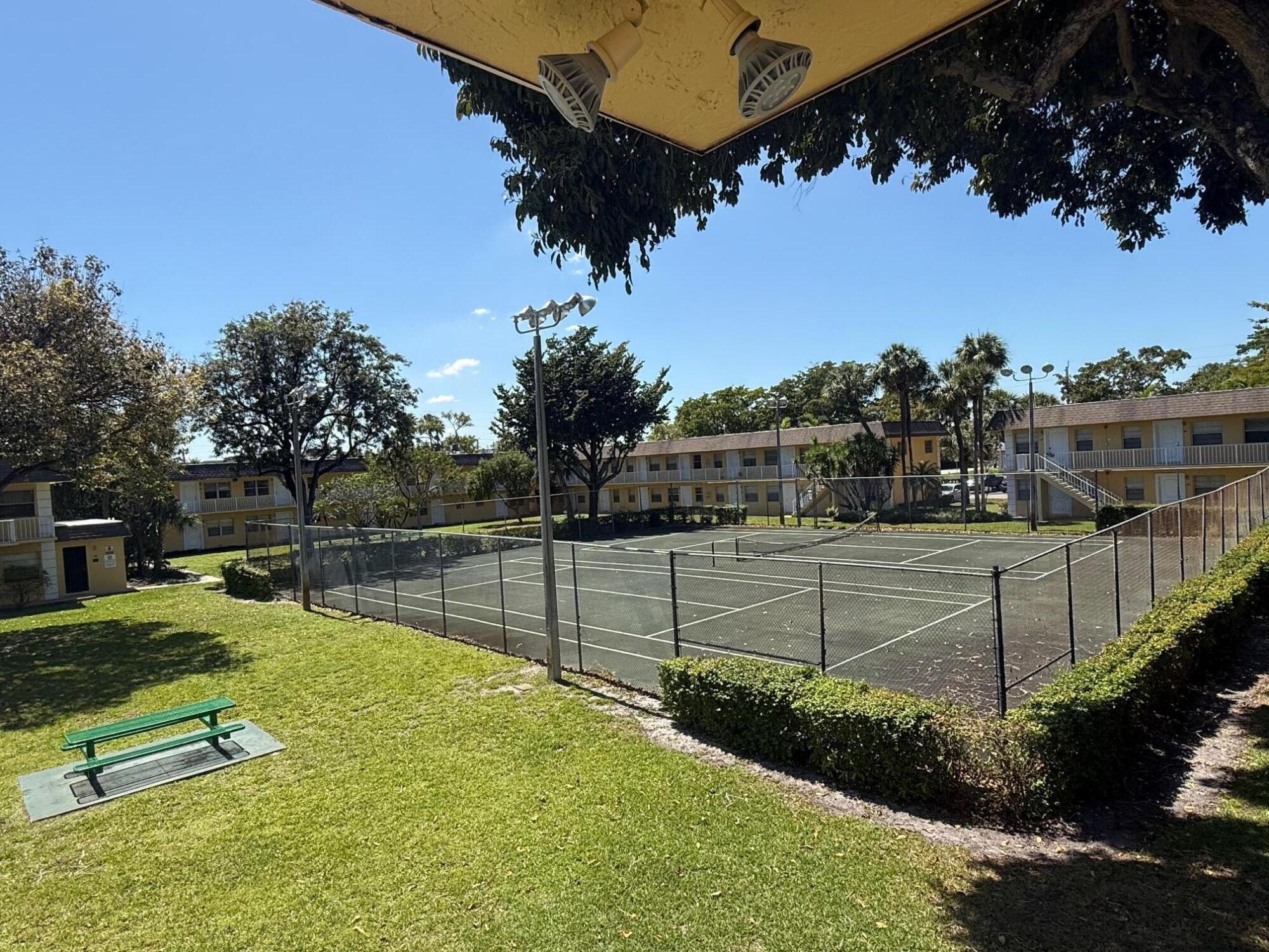 VILLAGE PARK AT OAKLAND CONDO - Residential Lease