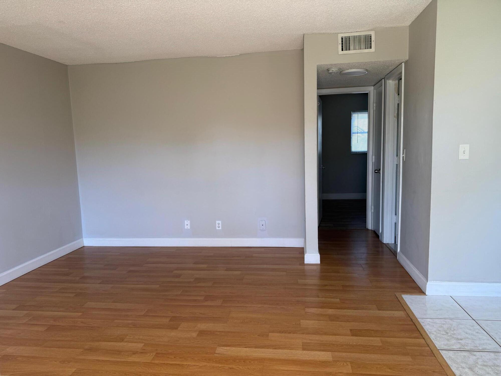 VILLAGE PARK AT OAKLAND CONDO - Residential Lease