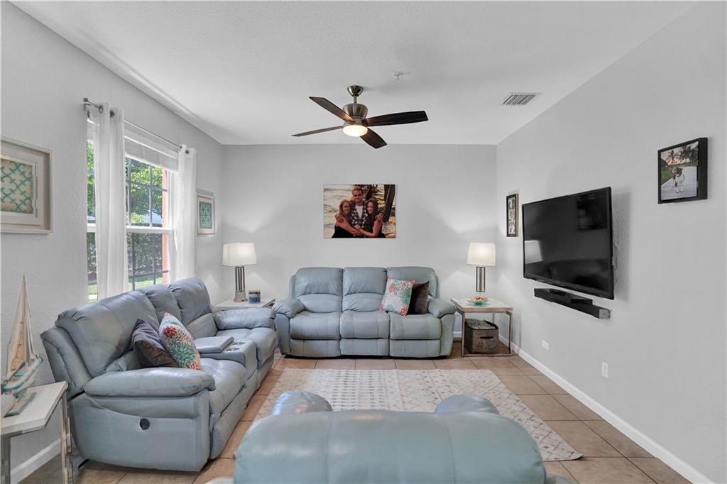 Orchid Grove Rep 1 180-14 - Residential