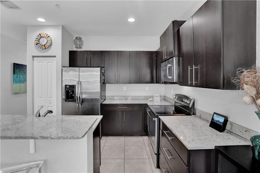 Orchid Grove Rep 1 180-14 - Residential