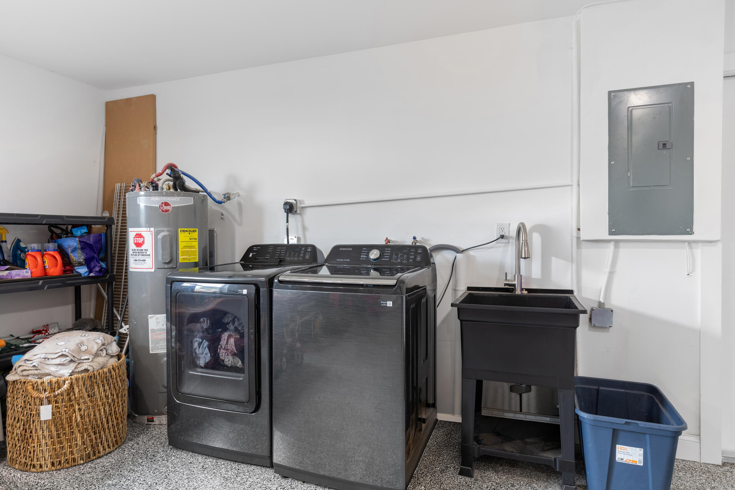 DIXIE PARK ADDITION - Residential