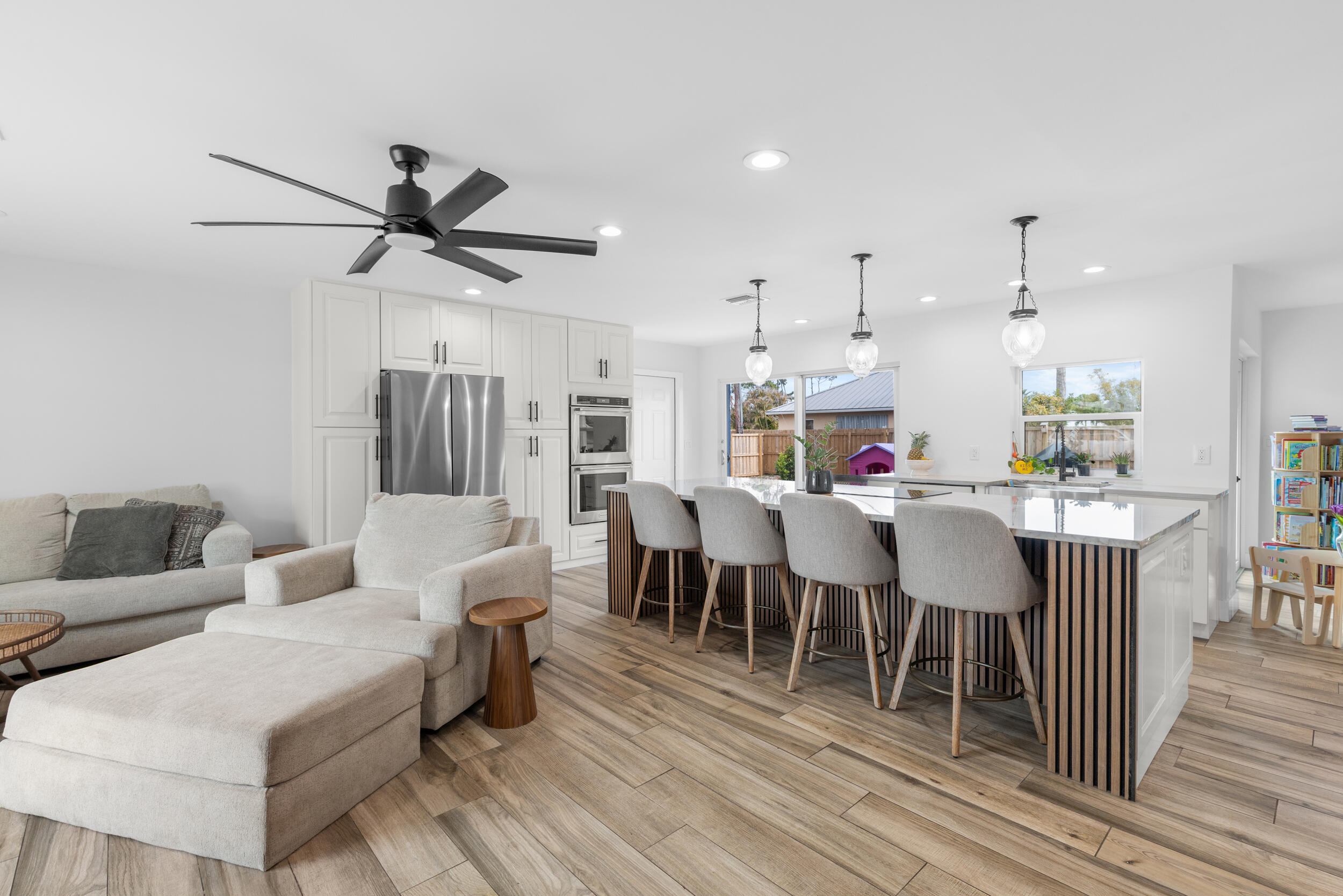 5783 SE Mercedes Avenue