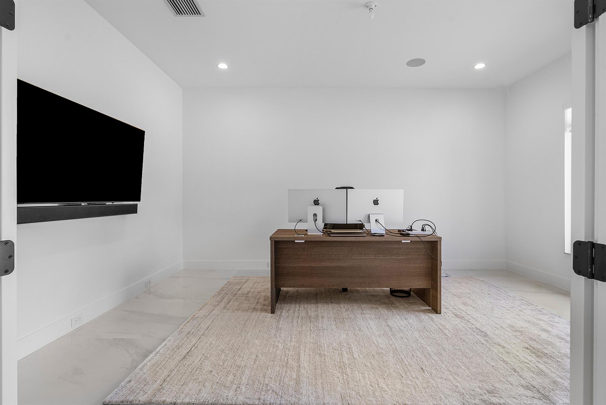 ROYAL PALM POLO PLAT - Residential