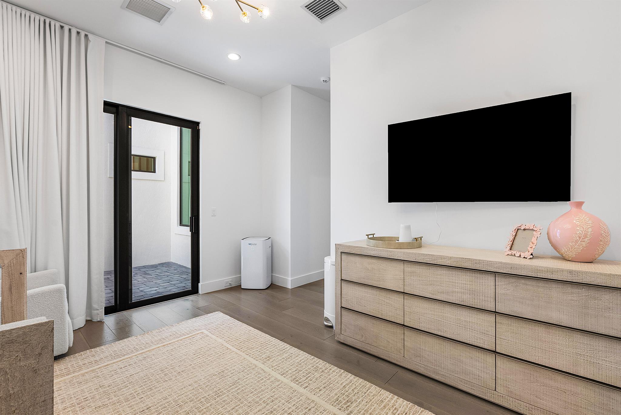 ROYAL PALM POLO PLAT - Residential