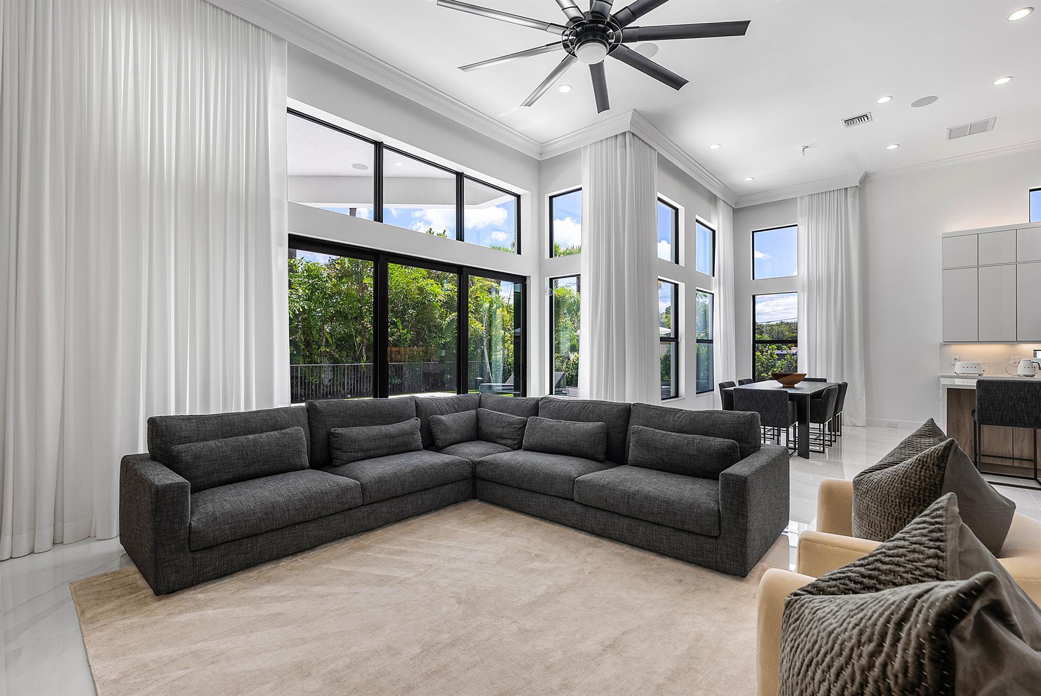 ROYAL PALM POLO PLAT - Residential