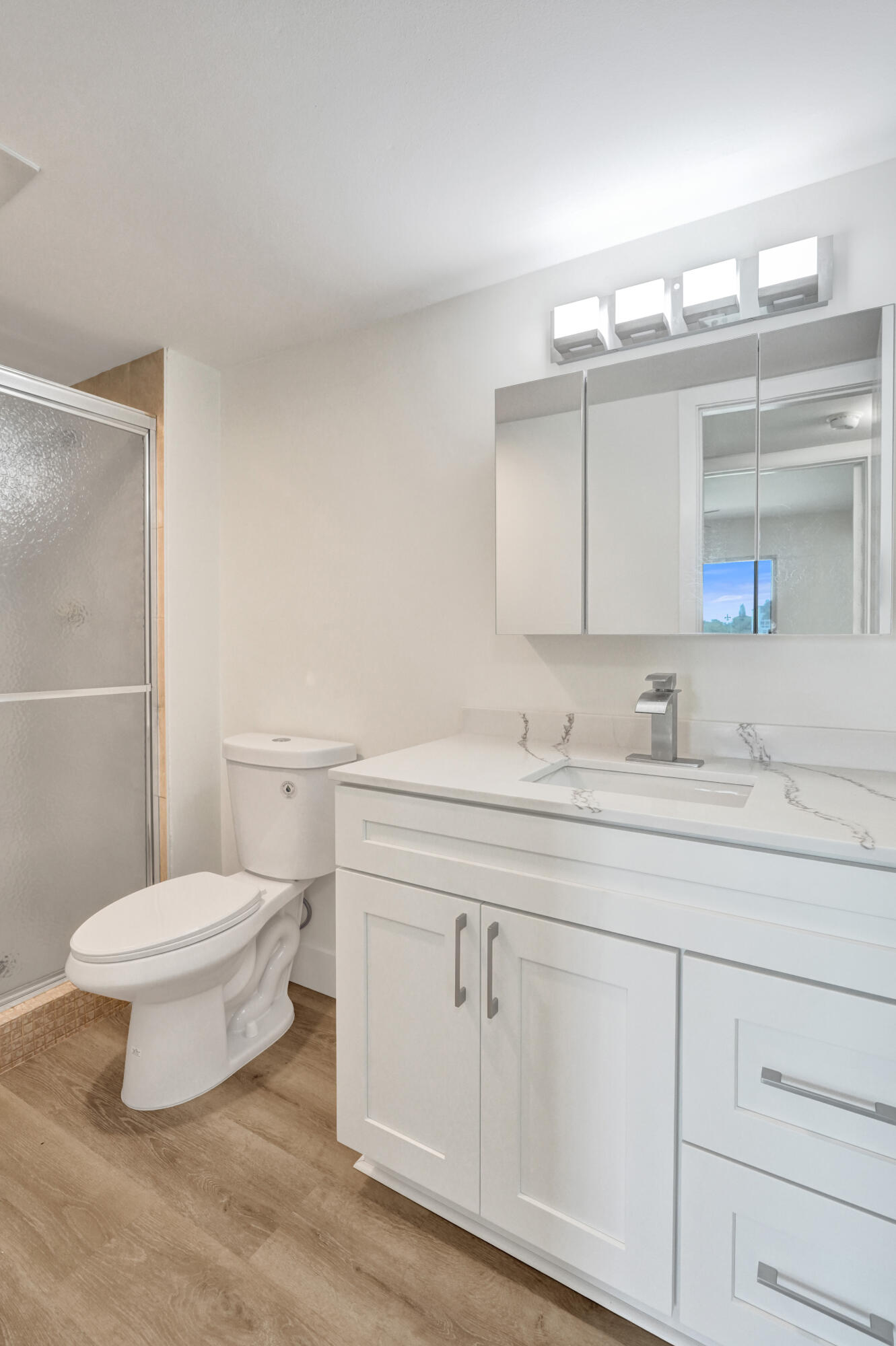 OAKRIDGE V CONDO - Residential