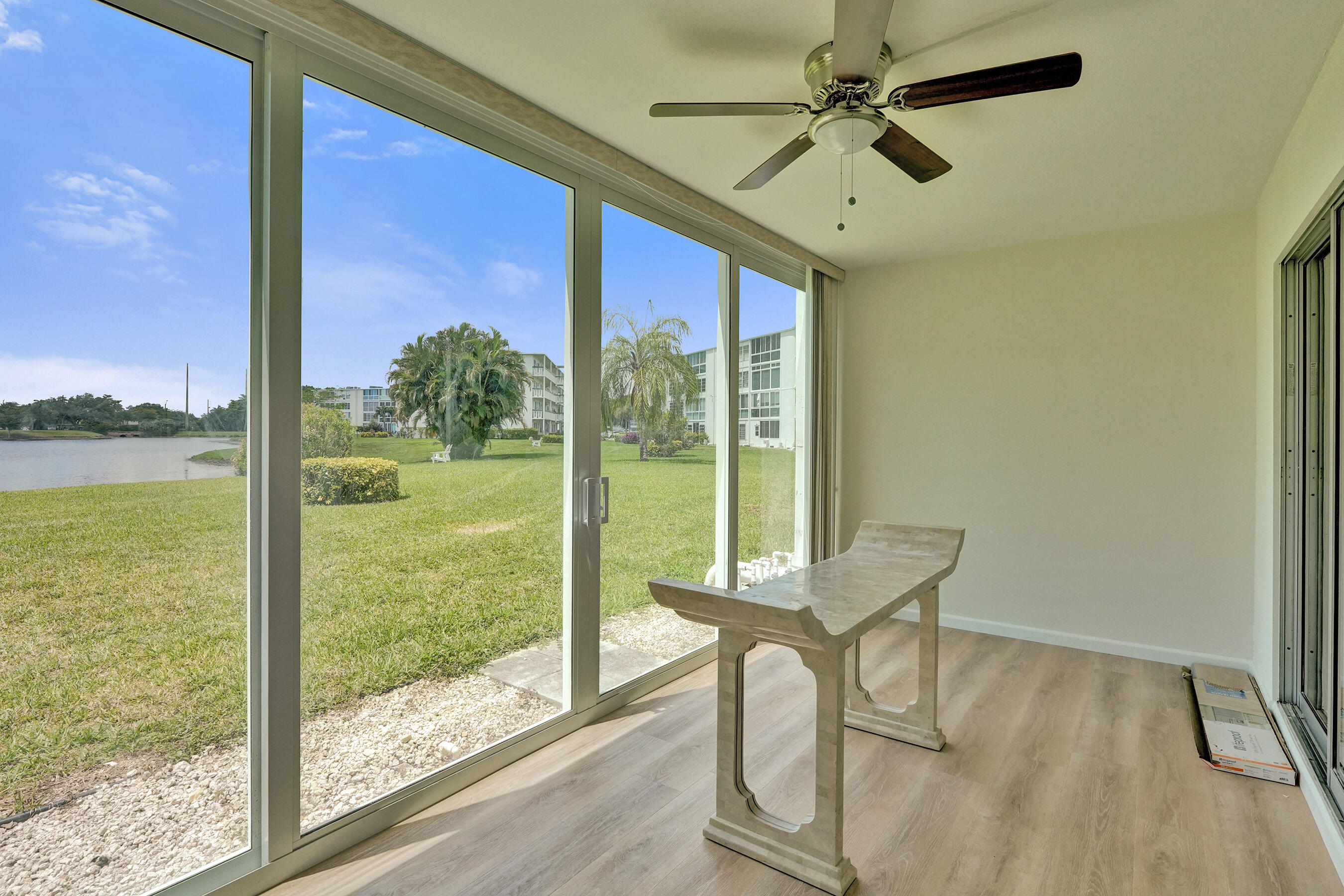 OAKRIDGE V CONDO - Residential