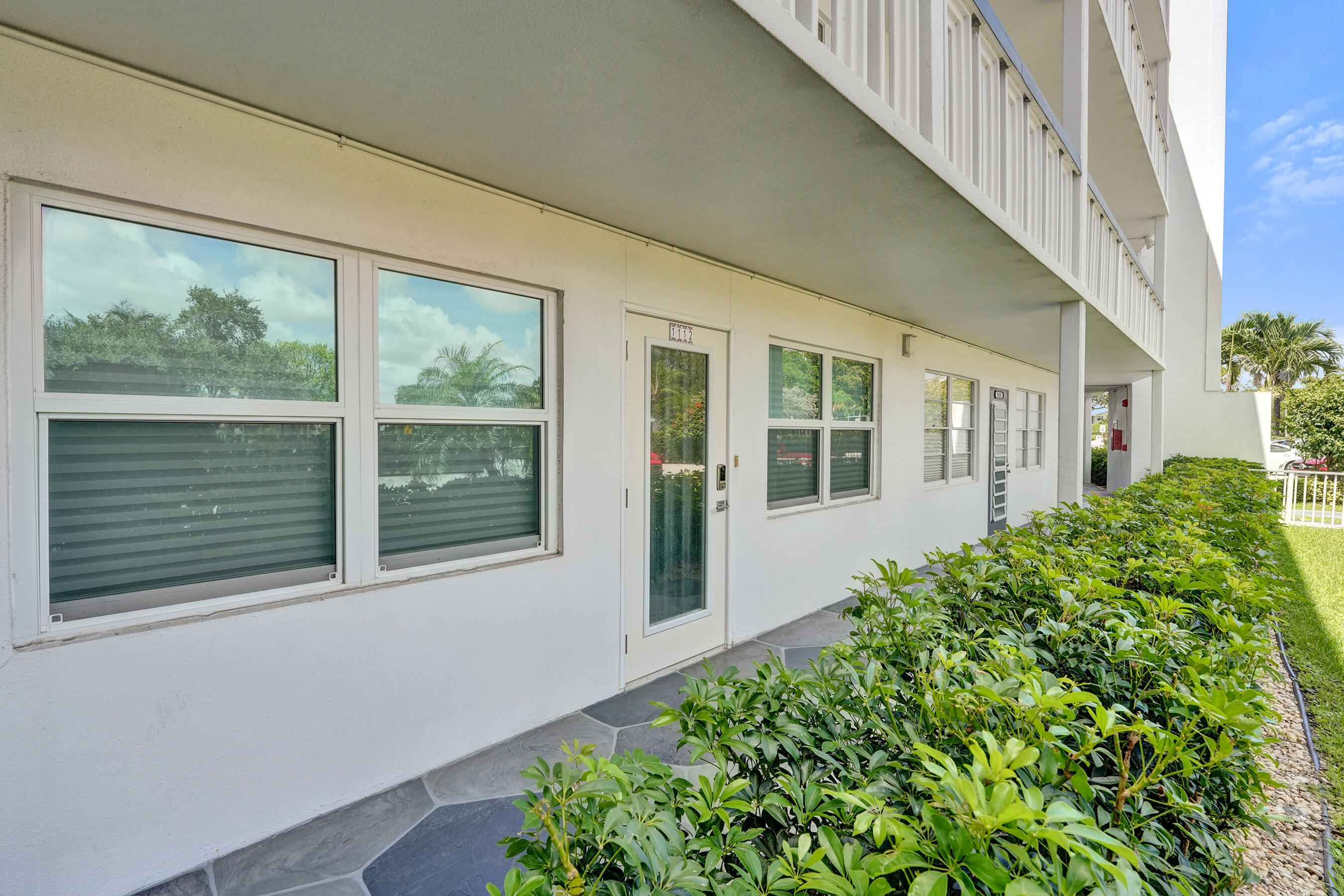 OAKRIDGE V CONDO - Residential