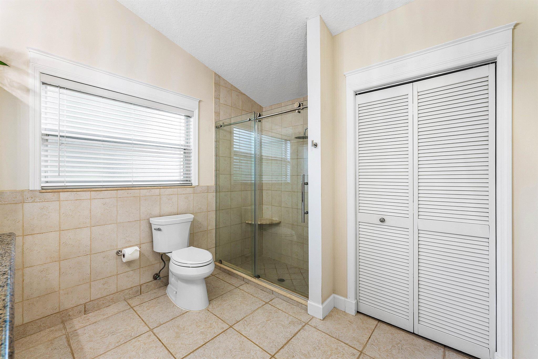 TEQUESTA PINES - Residential
