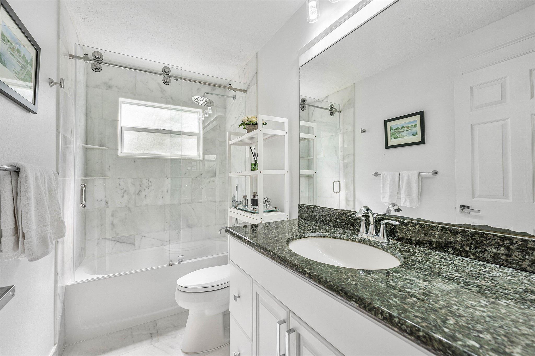 TEQUESTA PINES - Residential