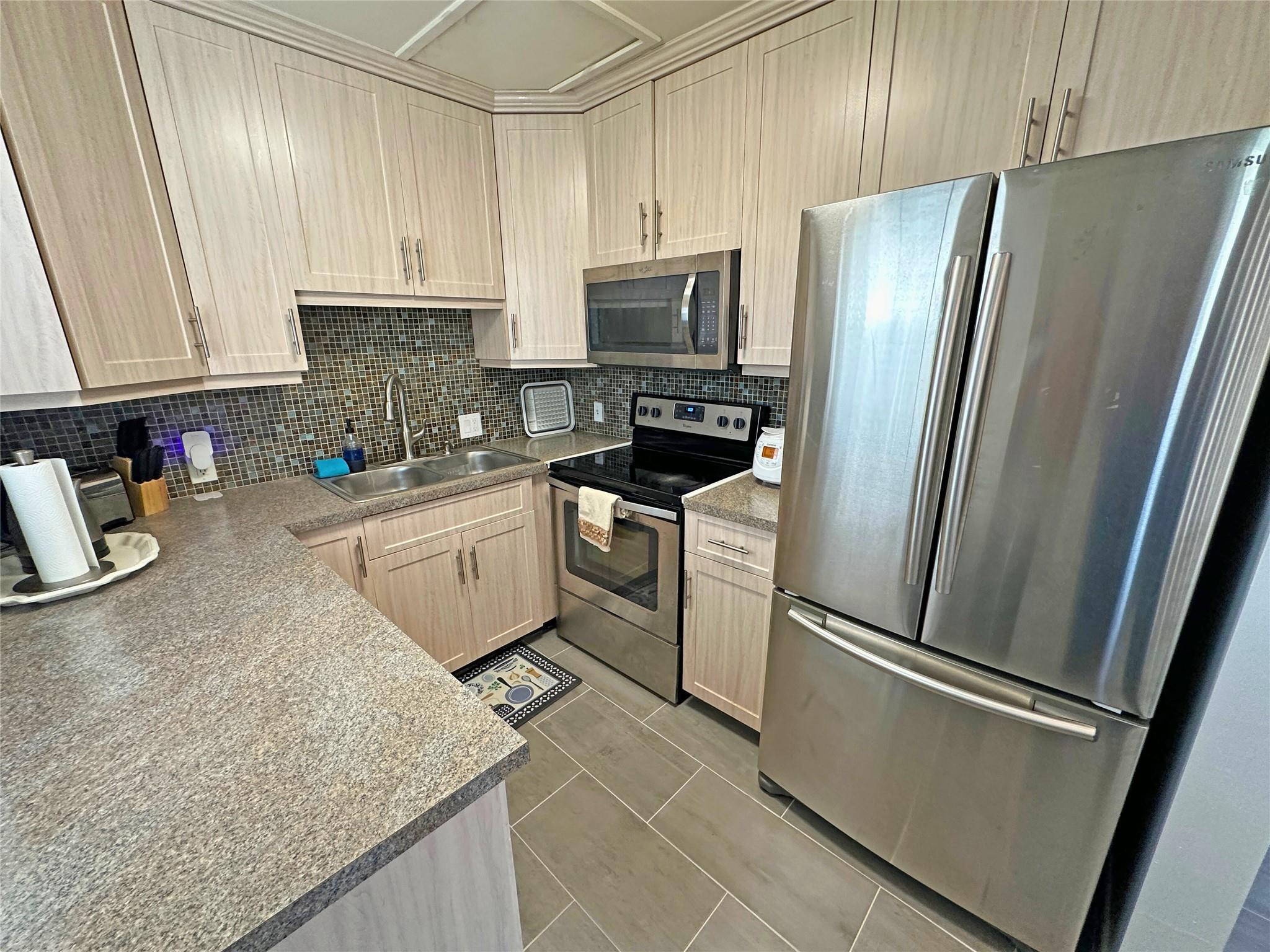 Mansfield At Century Vill - Residential Lease