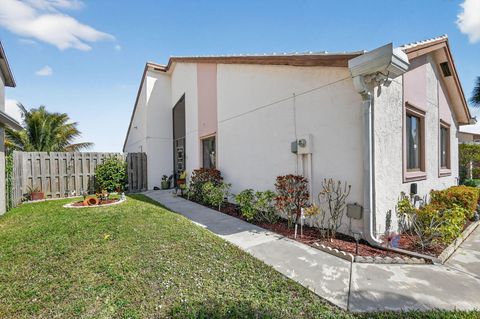 Tiny photo for 6049 Strawberry Lakes Circle, Lake Worth, FL 33463 (MLS # R11165845)