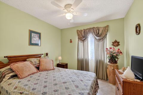 Tiny photo for 6049 Strawberry Lakes Circle, Lake Worth, FL 33463 (MLS # R11165845)
