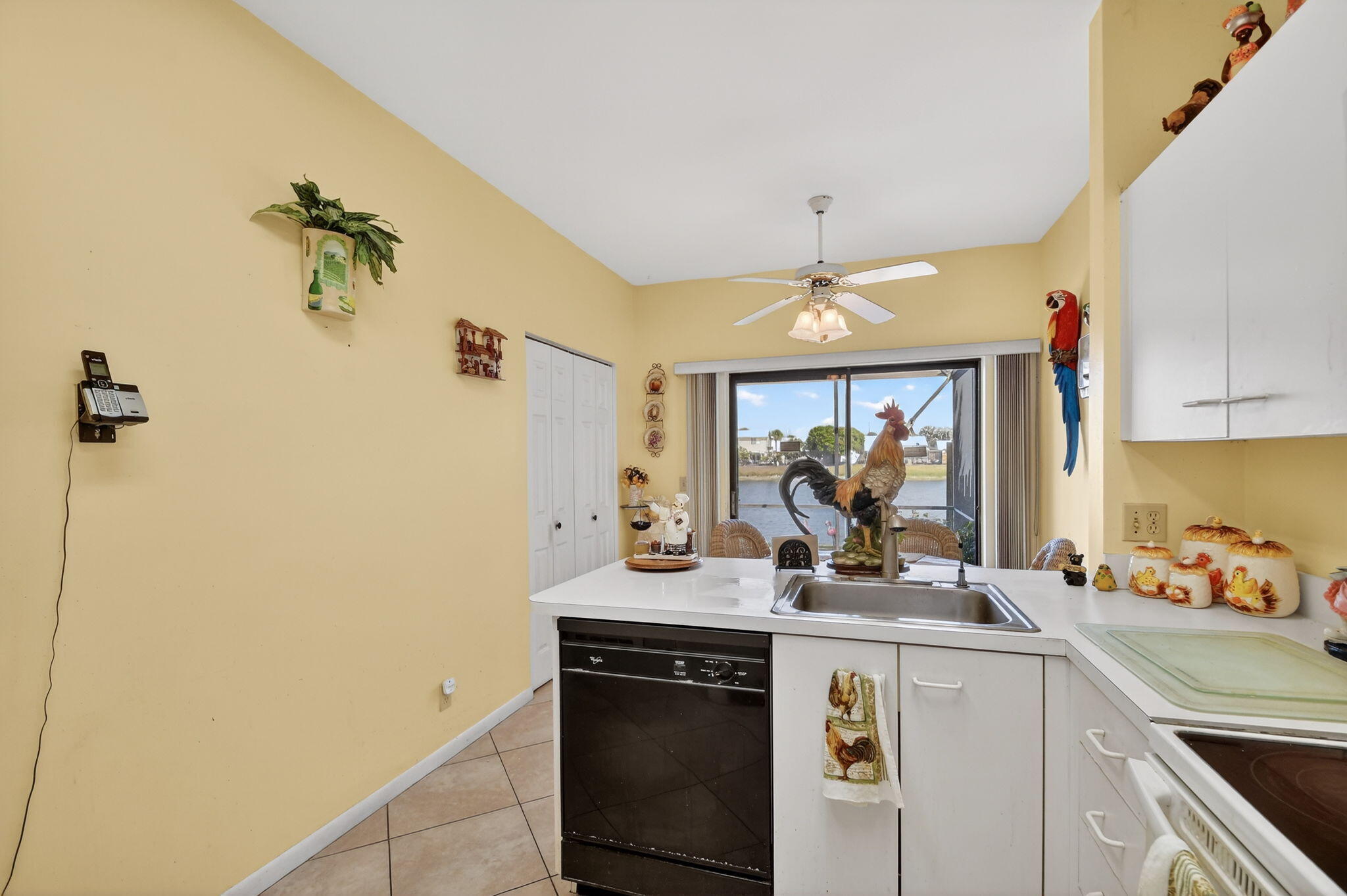 STRAWBERRY LAKES - Residential